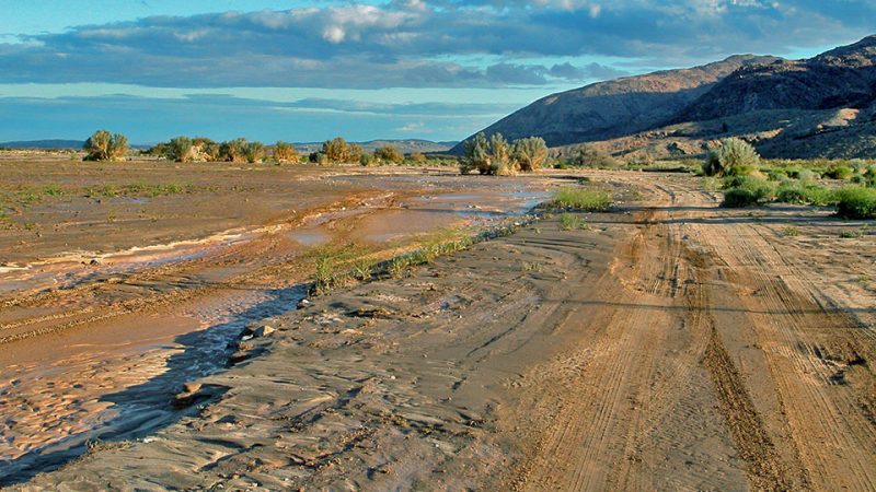 Driving thru San Felipe Wash when it's flowing