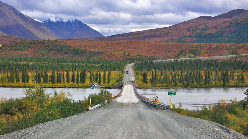 Denali Hwy crosses Susitna River