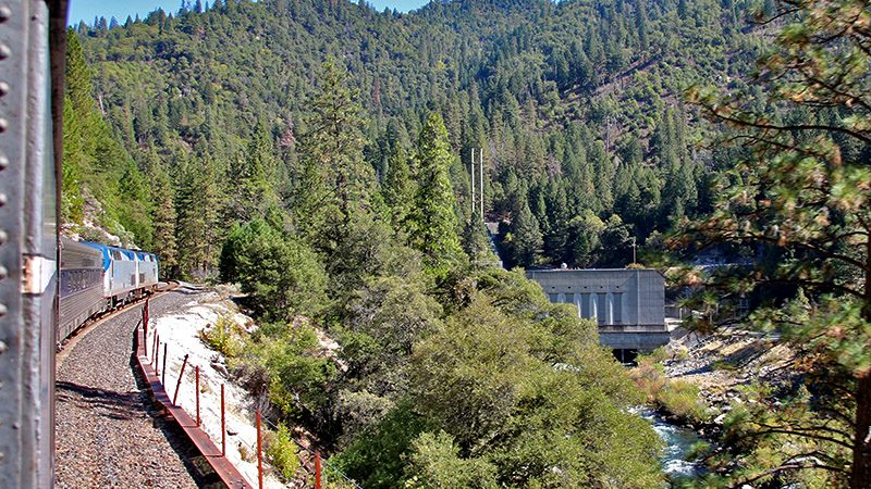 Several dams along Feather River