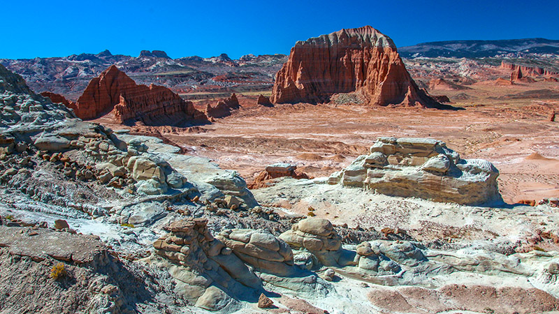 Lower South Desert Overlook