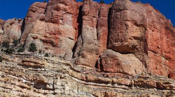 Closeup of Claron & Iron Springs Formation contact