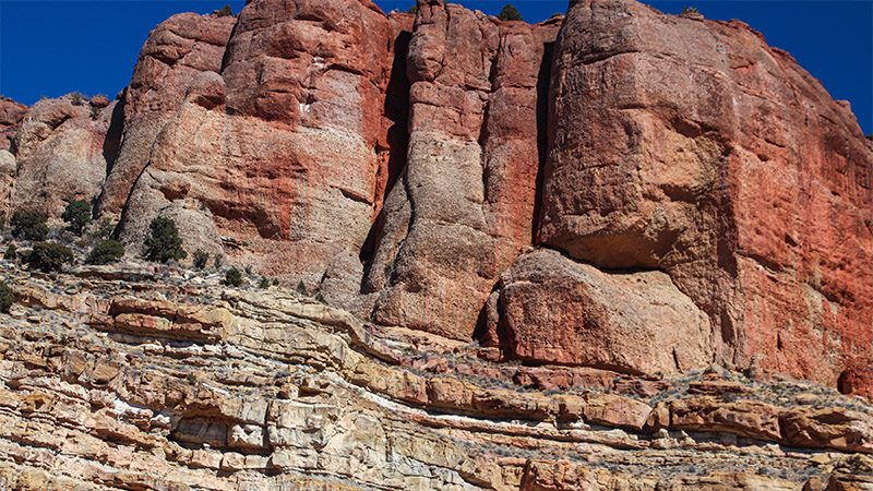 Closeup of Claron & Iron Springs Formation contact